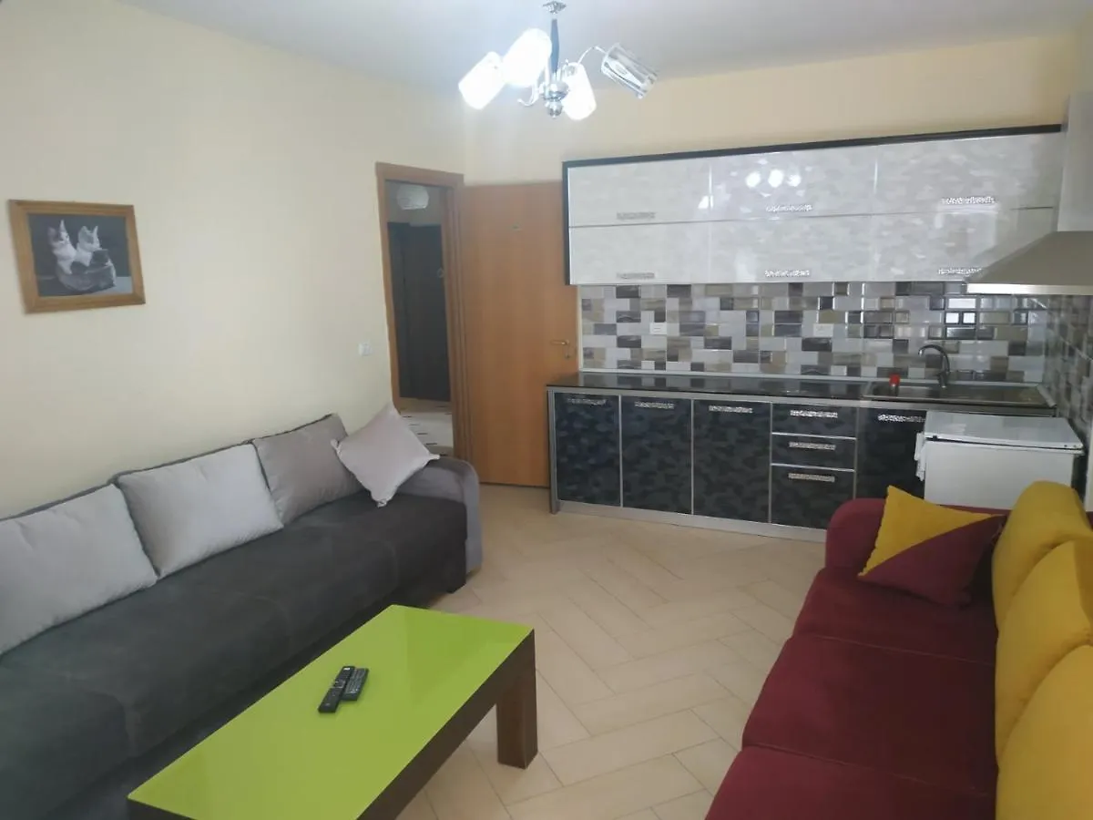 Hotel Hasani Durrës 0*,